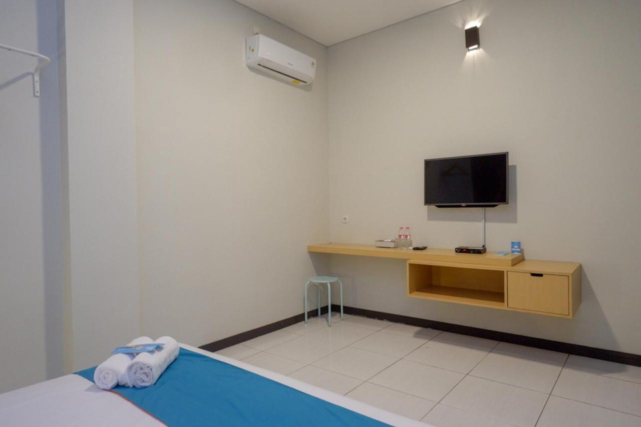 Jomblang Sans Hotel Good Wish Semarang מראה חיצוני תמונה