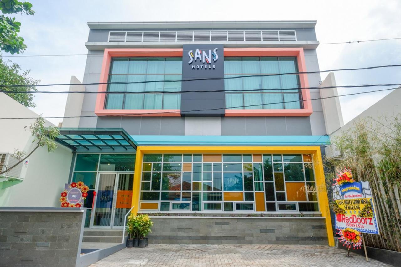 Jomblang Sans Hotel Good Wish Semarang מראה חיצוני תמונה