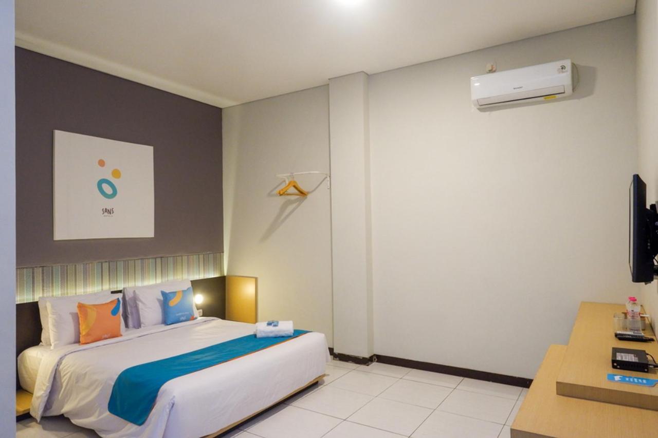 Jomblang Sans Hotel Good Wish Semarang מראה חיצוני תמונה